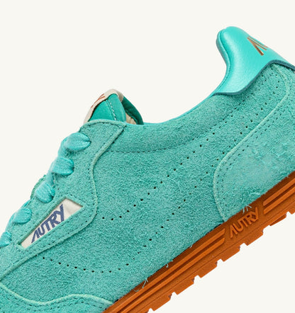 AUTRY SNEAKERS WINDSPIN IN TURQUOISE SUEDE