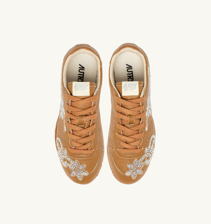 AUTRY WINDSPIN SNEAKERS IN EARTH LEATHER WITH DECORATIONS