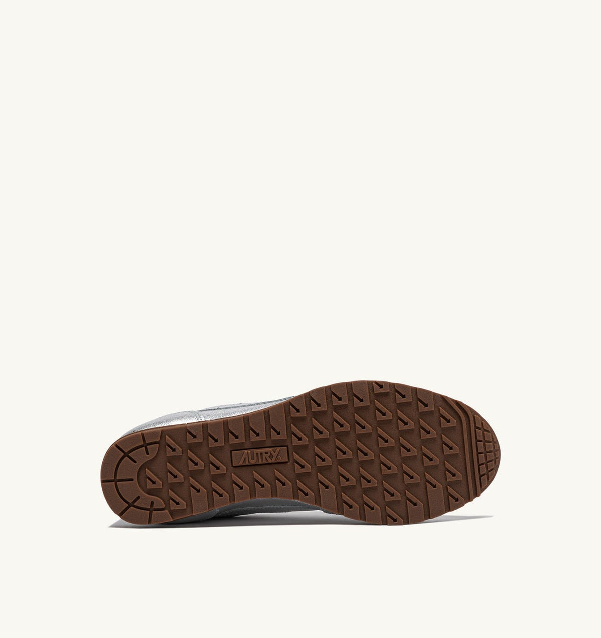 AUTRY WINDSPIN SNEAKERS IN SILVER TONE LAMINATED LEATHER