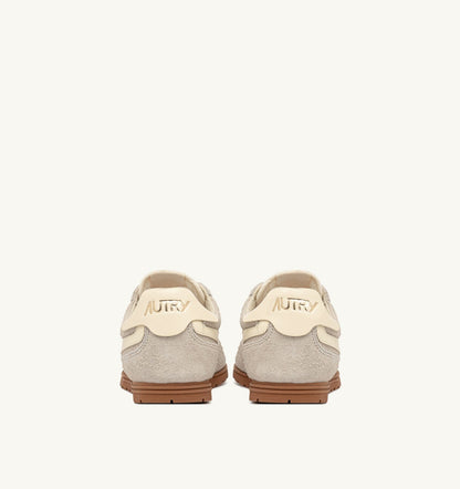 AUTRY SNEAKERS WINDSPIN IN SUEDE AND LEATHER COLOR WIFE AND RUTABAGA