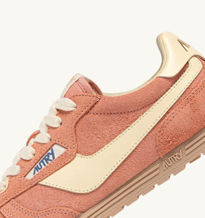 AUTRY SNEAKERS WINDSPIN IN SUEDE AND LEATHER COLOR DAMASK AND RUTABAGA