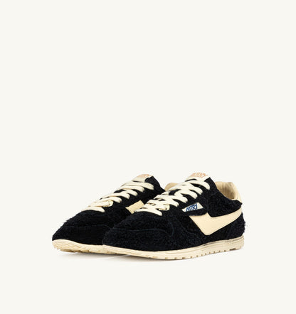 AUTRY WINDSPIN SNEAKERS IN BLACK AND RUTABAGA SUEDE AND LEATHER