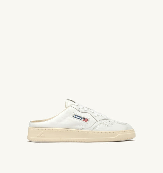 AUTRY MEDALIST MULE SNEAKERS IN NAPA LEATHER COLOR WHITE