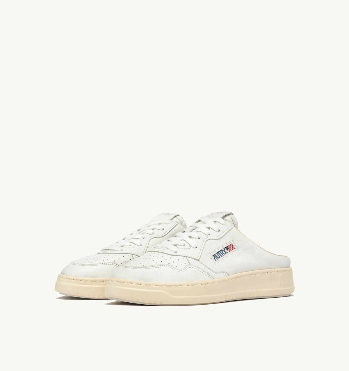 AUTRY MEDALIST MULE SNEAKERS IN NAPA LEATHER COLOR WHITE