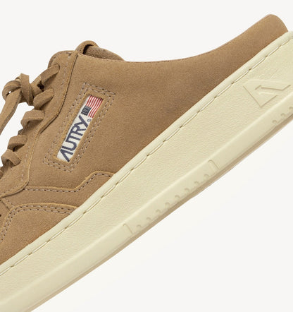 AUTRY MEDALIST MULE SNEAKERS IN COPPER SUEDE