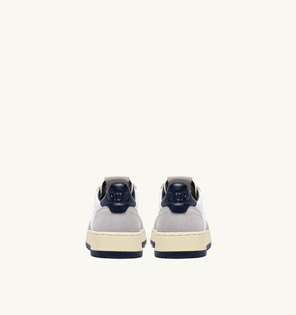 AUTRY MEDALIST LOW SNEAKERS IN VAPOR AND SPACE SUEDE AND LEATHER