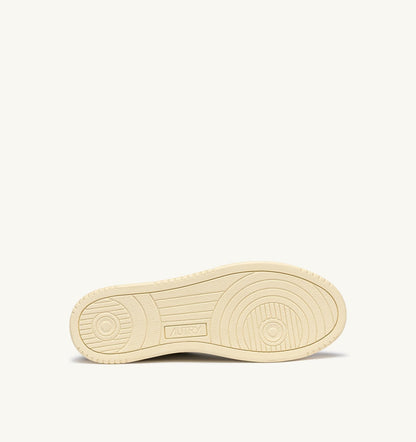 AUTRY MEDALIST LOW SNEAKERS IN WHITE LEATHER AND CEMENT SUEDE
