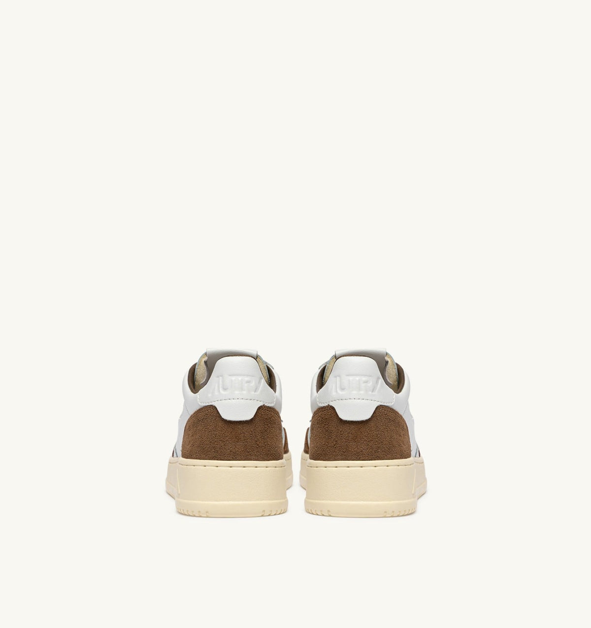 AUTRY MEDALIST LOW SNEAKERS IN WHITE LEATHER AND TOBACCO SUEDE