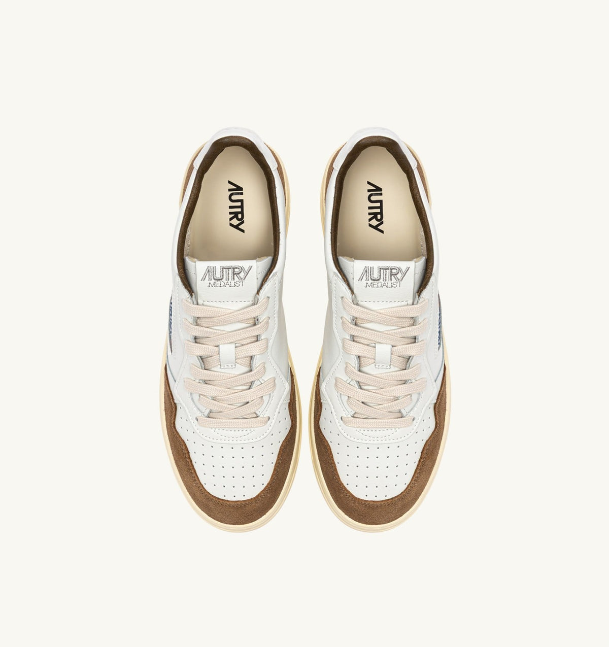 AUTRY MEDALIST LOW SNEAKERS IN WHITE LEATHER AND TOBACCO SUEDE