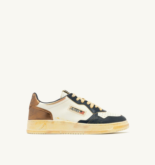 AUTRY MEDALIST LOW SUPER VINTAGE SNEAKERS IN WHITE COPPER AND SPACE LEATHER