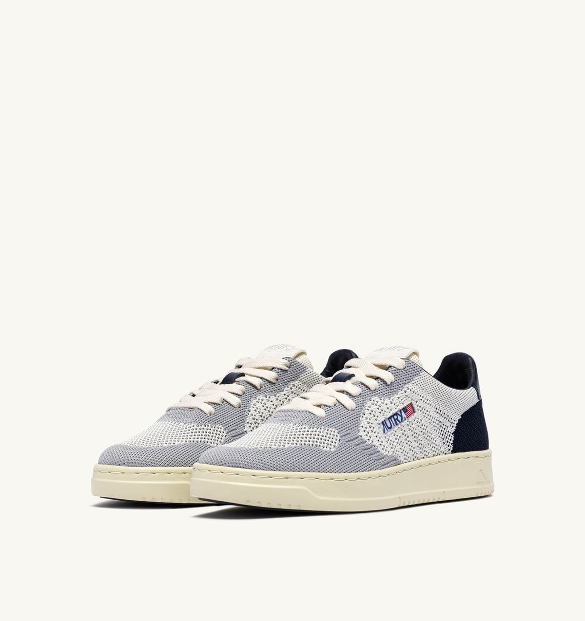 AUTRY MEDALIST EASEKNIT LOW SNEAKERS IN IVORY WHITE SPACE AND LOFT KNIT