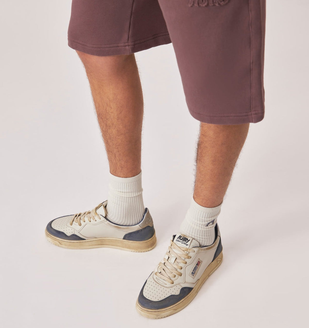 AUTRY MEDALIST LOW SUPER VINTAGE SNEAKERS IN SPACE BLUE AND SILVER LEATHER SUEDE