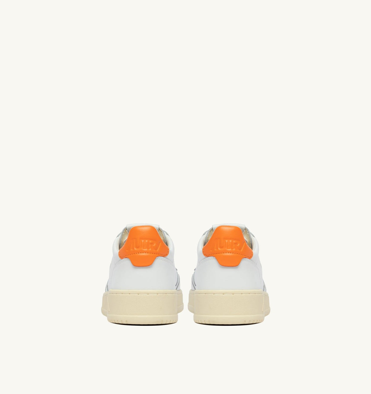 AUTRY MEDALIST LOW SNEAKERS IN WHITE AND PARSIMMON ORANGE LEATHER
