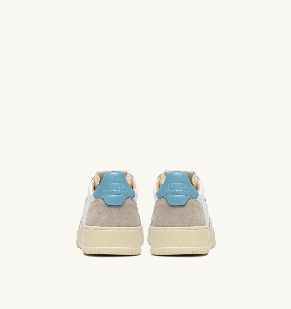 AUTRY MEDALIST LOW SNEAKERS IN WHITE AND FORGET ME NOT SUEDE AND LEATHER