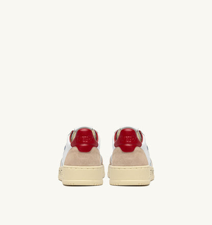 AUTRY MEDALIST LOW SNEAKERS IN WHITE AND RED SUEDE AND LEATHER WITH LETTERING