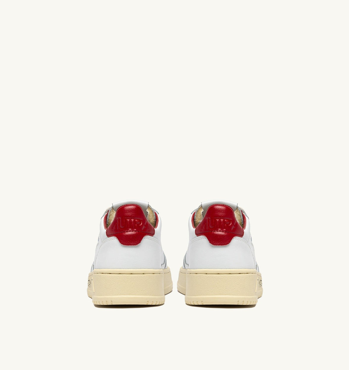 AUTRY MEDALIST LOW SNEAKERS IN WHITE AND RED LEATHER WITH LETTERING