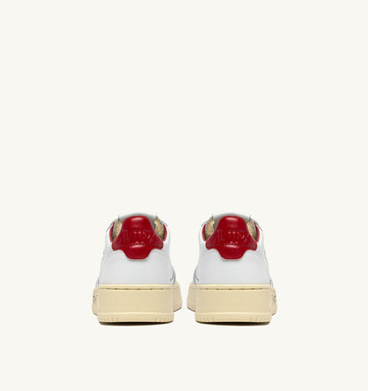 AUTRY MEDALIST LOW SNEAKERS IN WHITE AND RED LEATHER WITH LETTERING