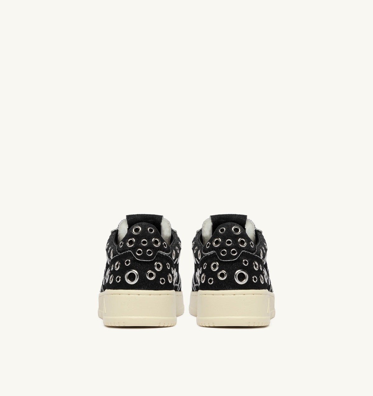 AUTRY MEDALIST LOW SNEAKERS IN BLACK SUEDE WITH STUDS