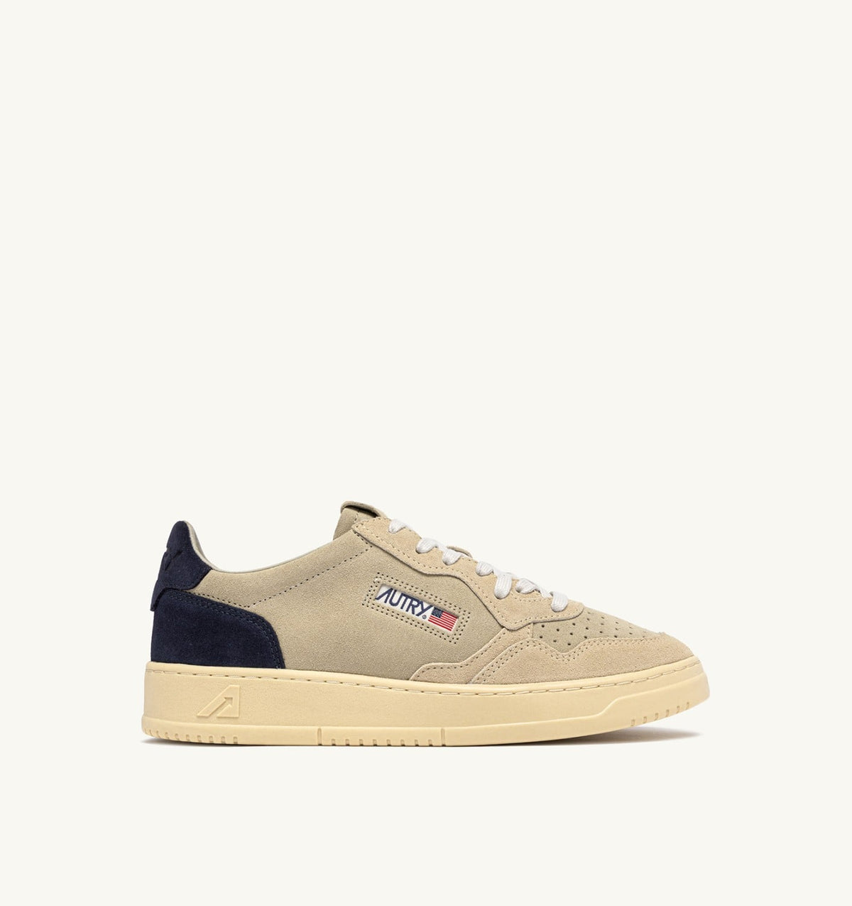 AUTRY MEDALIST LOW TRICOLOR SNEAKERS IN SUEDE COLOR ECRU PAPYRUS AND BLUE SPACE