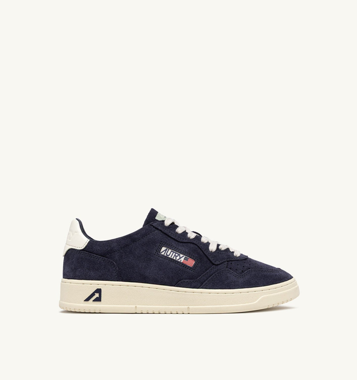 AUTRY MEDALIST LOW SNEAKERS IN SPACE AND WHITE SUEDE