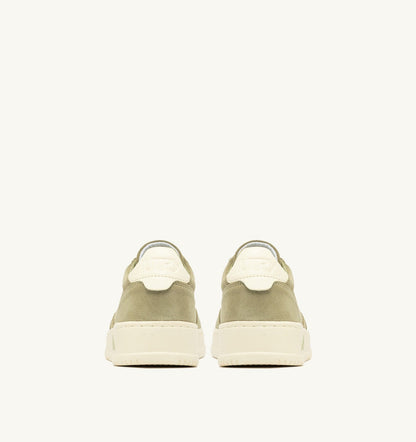 AUTRY MEDALIST LOW SNEAKERS IN GRAY GREEN AND WHITE SUEDE