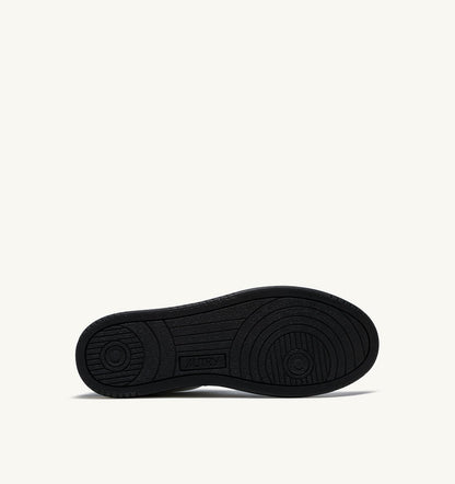 AUTRY MEDALIST LOW BICOLOR SNEAKERS IN WHITE AND BLACK LEATHER