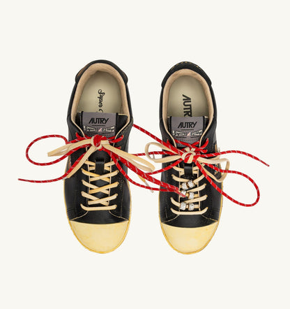 AUTRY DALLAS LOW SUPER VINTAGE SNEAKERS IN BLACK LEATHER