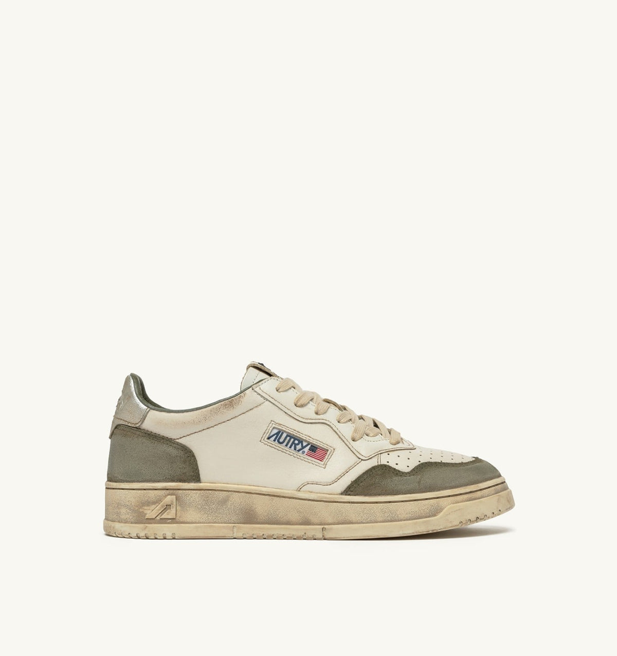 AUTRY MEDALIST LOW SUPER VINTAGE SNEAKERS IN WHITE AND SILVER LEATHER AND LIZARD SUEDE