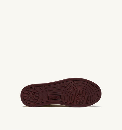 AUTRY MED-WAY SNEAKERS IN LEATHER COLOR MARSHMALLOW AND SYRAH
