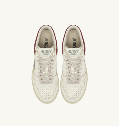AUTRY MED-WAY SNEAKERS IN LEATHER COLOR MARSHMALLOW AND SYRAH