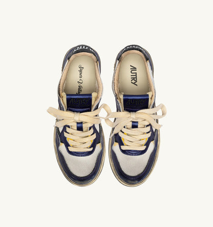 AUTRY MEDALIST LOW SUPER VINTAGE SNEAKERS IN WHITE AND TANZANITE LEATHER AND DRAGON MESH