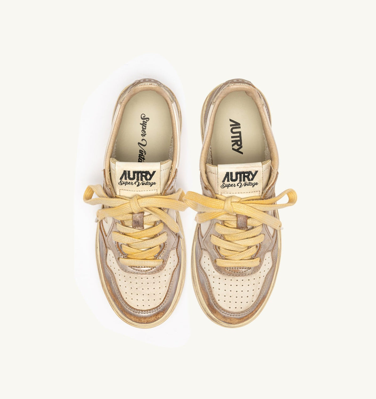 AUTRY MEDALIST LOW SUPER VINTAGE SNEAKERS IN SILVER AND PLATINUM LEATHER