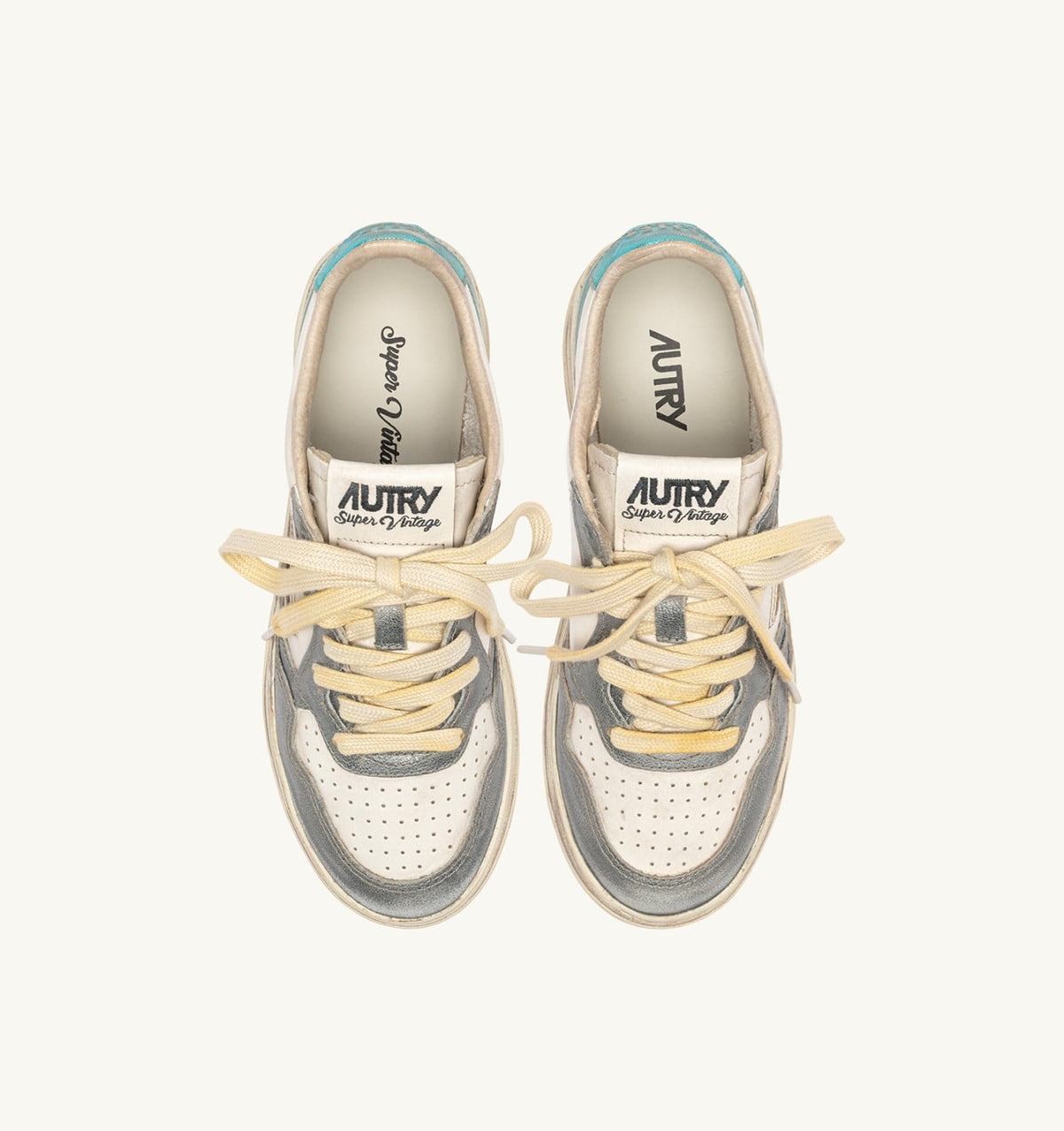 AUTRY MEDALIST LOW SUPER VINTAGE SNEAKERS IN ASH AND SEA LEATHER