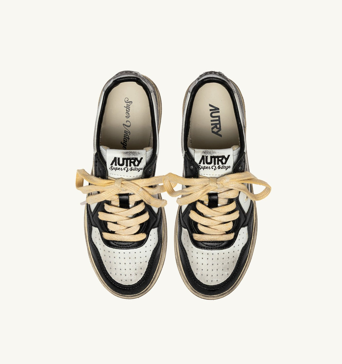 AUTRY MEDALIST LOW SUPER VINTAGE SNEAKERS LOW IN WHITE BLACK AND SILVER LEATHER