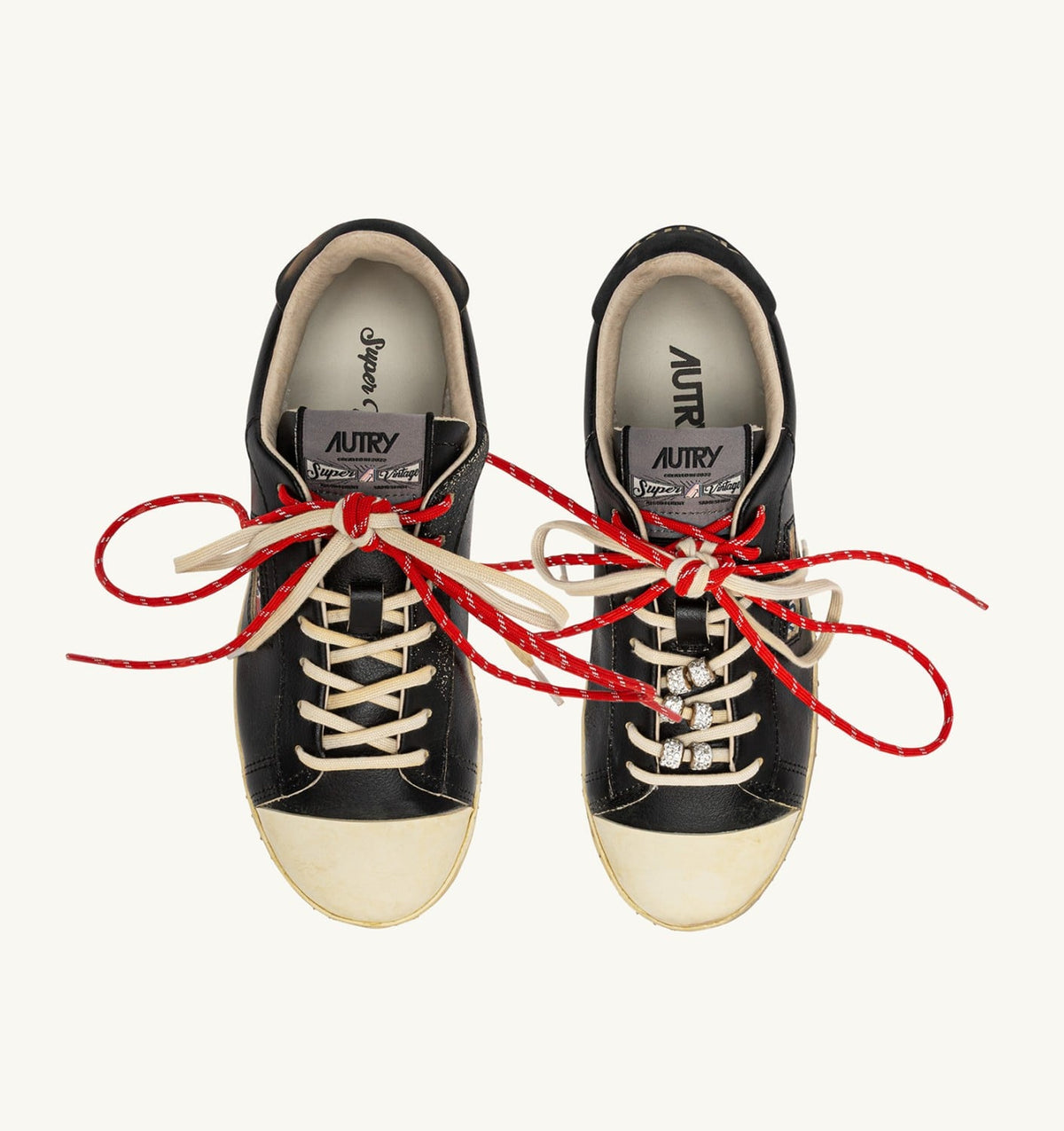 AUTRY DALLAS LOW SUPER VINTAGE SNEAKERS IN BLACK LEATHER