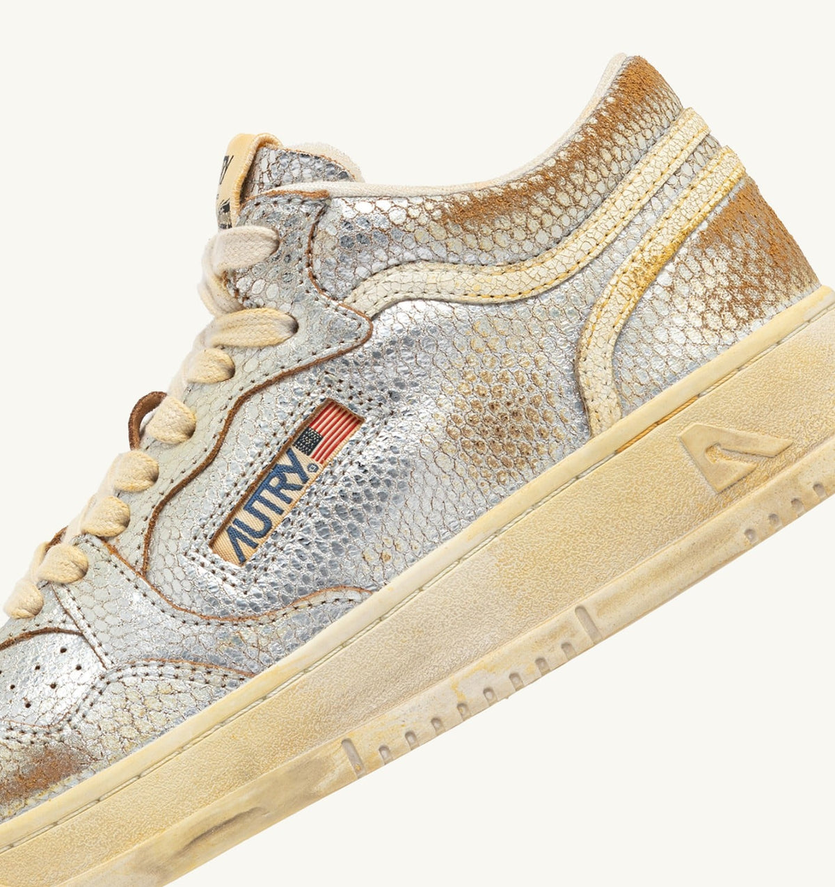 AUTRY MED-WAY SUPER VINTAGE SNEAKERS IN SILVER AND MARSHMALLOW SNAKE-PRINT LEATHER