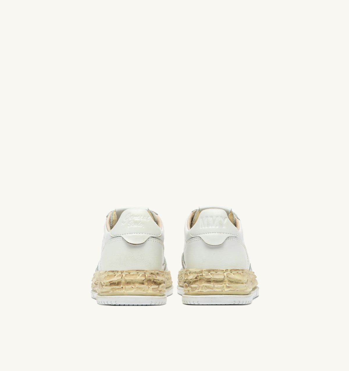 AUTRY MEDALIST LOW SUPER VINTAGE 'Autry x Maison MIHARA YASUHIRO General Scale.' SNEAKERS IN WHITE LEATHER