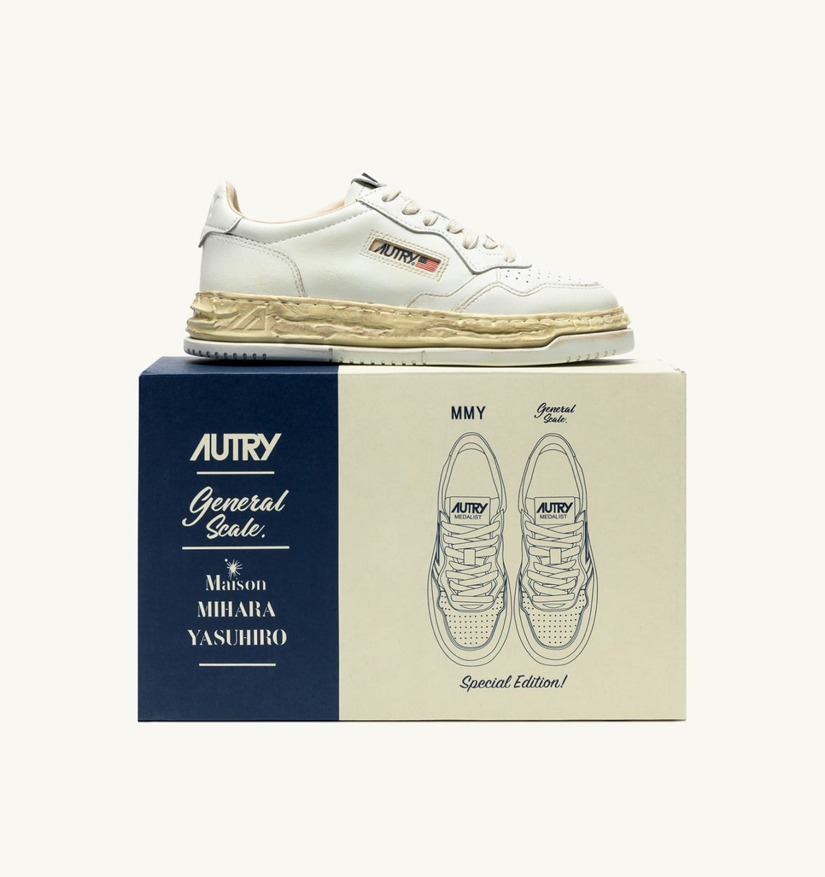AUTRY MEDALIST LOW SUPER VINTAGE 'Autry x Maison MIHARA YASUHIRO General Scale.' SNEAKERS IN WHITE LEATHER