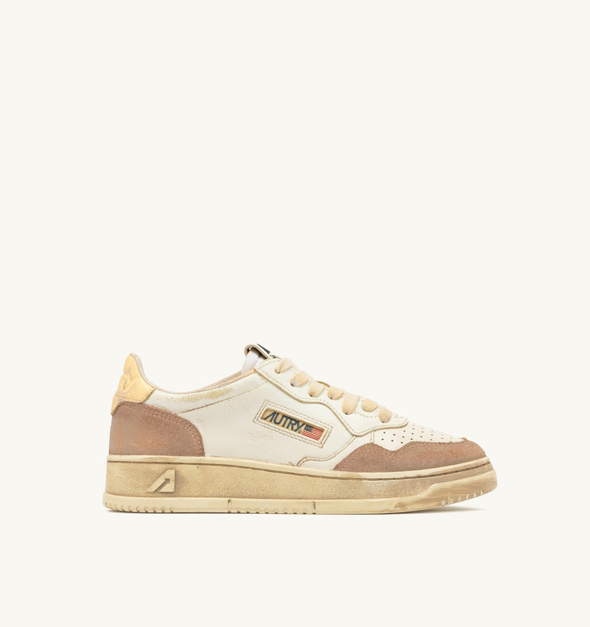 AUTRY MEDALIST LOW SUPER VINTAGE SNEAKERS IN WHITE AND PHARD LEATHER AND SUEDE