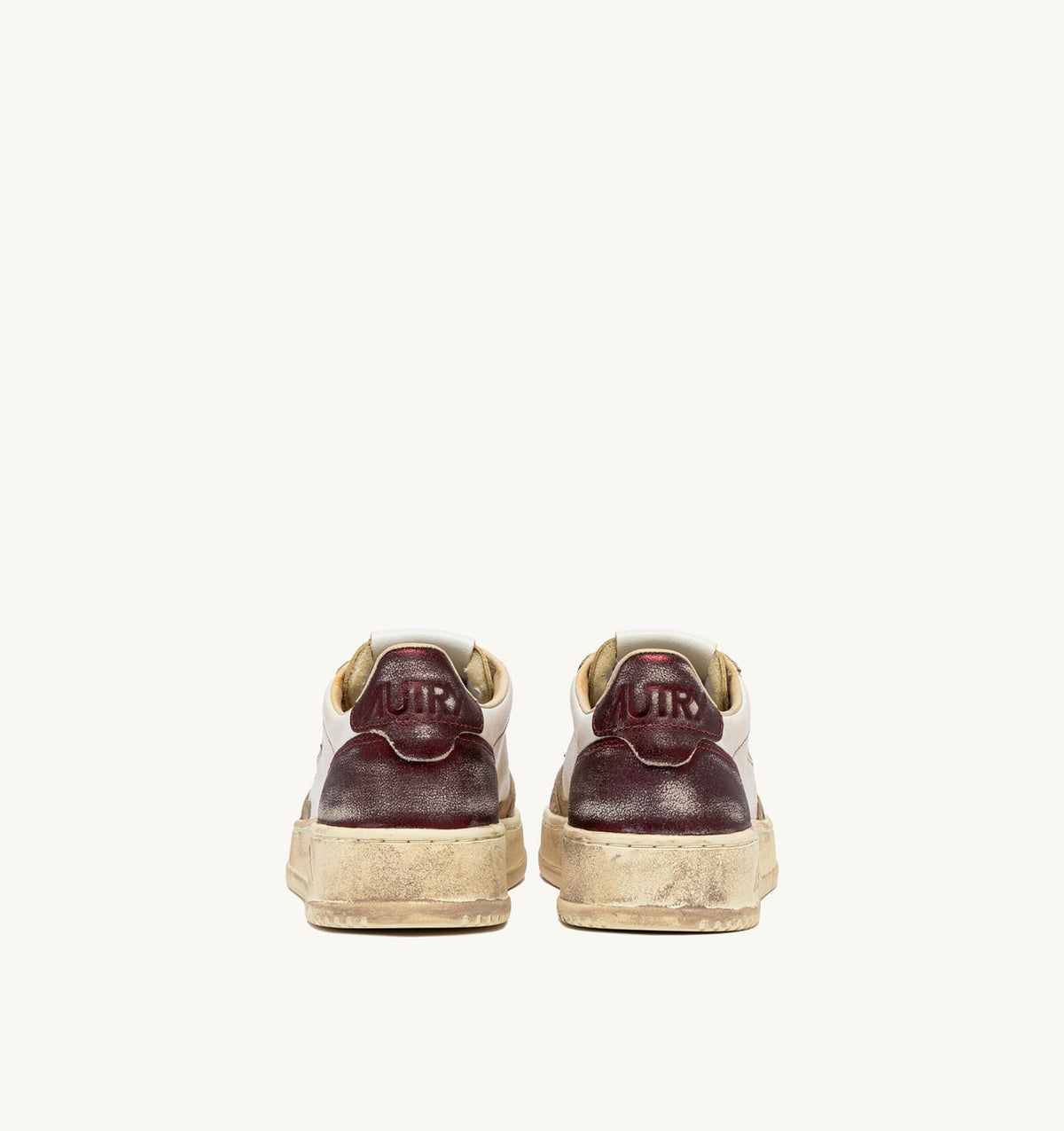 AUTRY MEDALIST LOW SUPER VINTAGE SNEAKERS IN PLATINUM AND VIOLET BRUSHED LEATHER