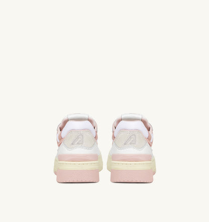 AUTRY CLC LOW SNEAKERS IN WHITE LEATHER AND POWDER PINK SUEDE