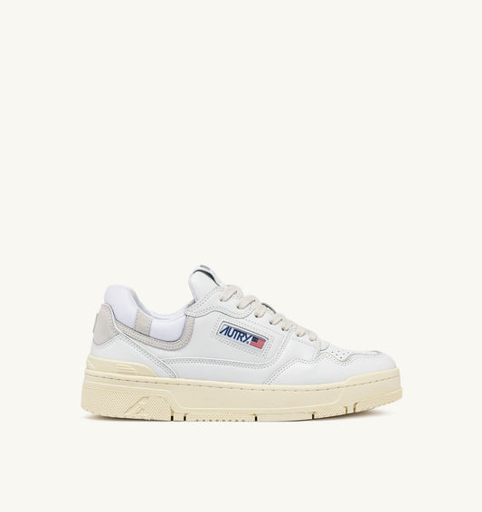 AUTRY CLC LOW SNEAKERS IN WHITE LEATHER AND SUEDE