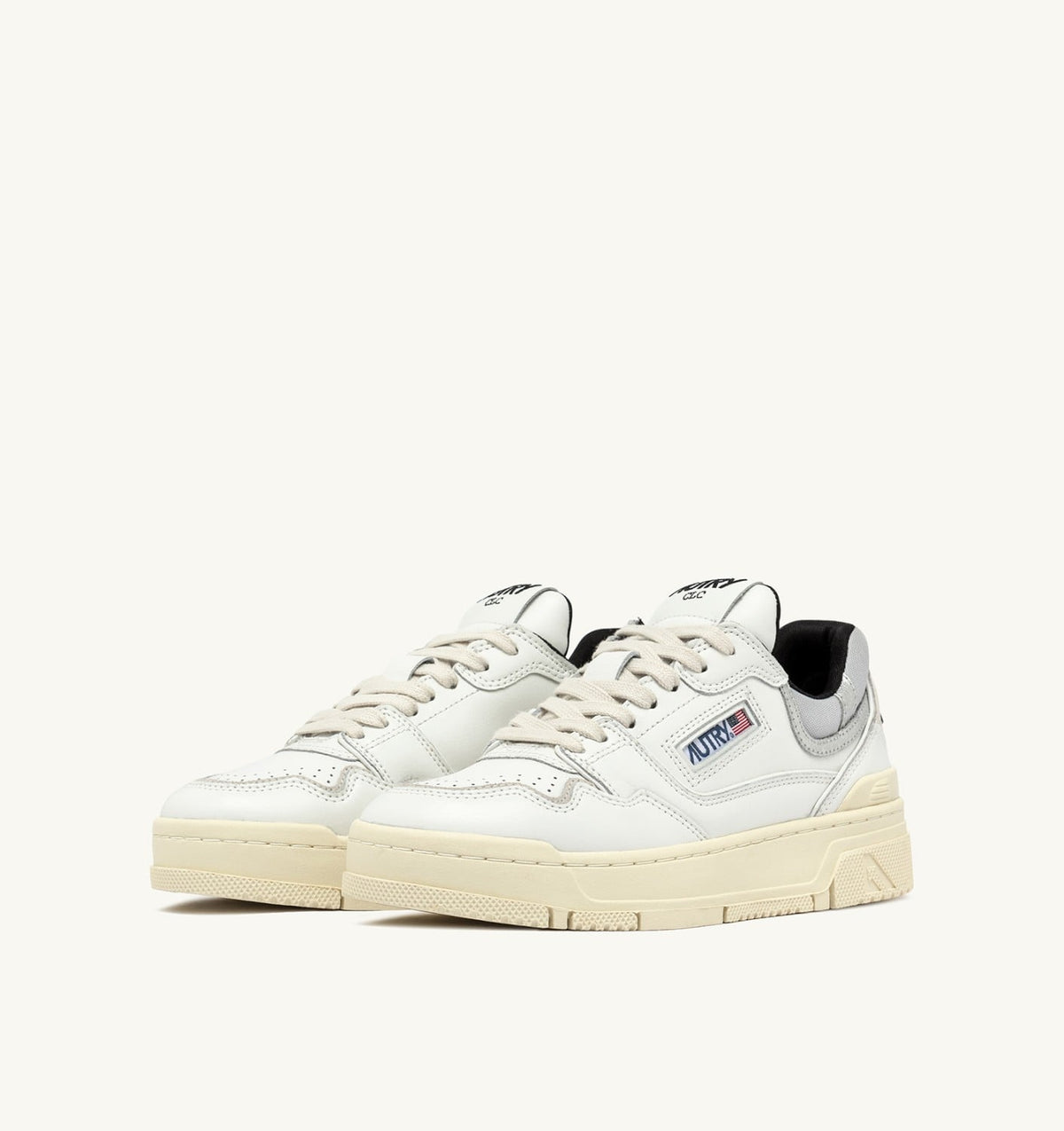 AUTRY CLC LOW SNEAKERS IN WHITE LEATHER AND SILVER SUEDE