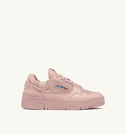 AUTRY CLC LOW SNEAKERS IN PEACH WHIP LEATHER