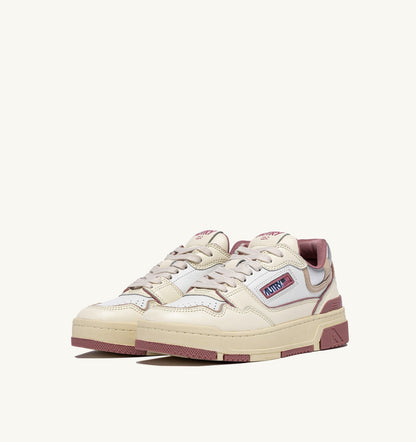 AUTRY CLC LOW SNEAKERS IN WHISPER WHITE ASH ROSE AND SILVER LEATHER