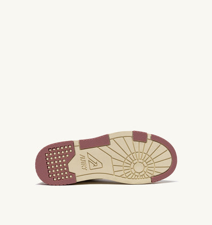 AUTRY CLC LOW SNEAKERS IN WHISPER WHITE ASH ROSE AND SILVER LEATHER