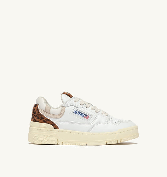 AUTRY CLC LOW SNEAKERS IN LEATHER COLOR WHITE AND LEOPARD