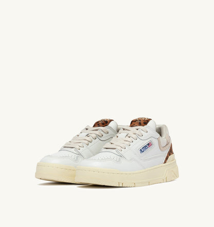 AUTRY CLC LOW SNEAKERS IN LEATHER COLOR WHITE AND LEOPARD