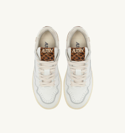 AUTRY CLC LOW SNEAKERS IN LEATHER COLOR WHITE AND LEOPARD