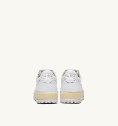 AUTRY GOLF LOW SNEAKERS IN WHITE LEATHER